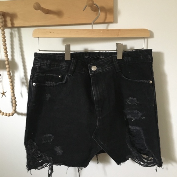 Zara Dresses & Skirts - Zara Trafaluc Denim Skirt